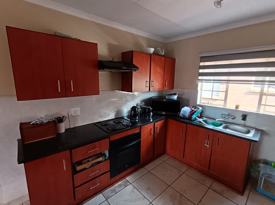 3 Bedroom Property for Sale in Waterval East North West